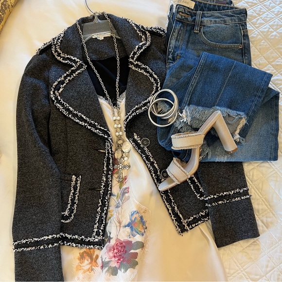 Mystree knit jacket with fringe size Small - Picture 1 of 7